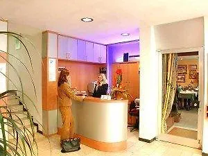 Antares 3* Monaco di Baviera